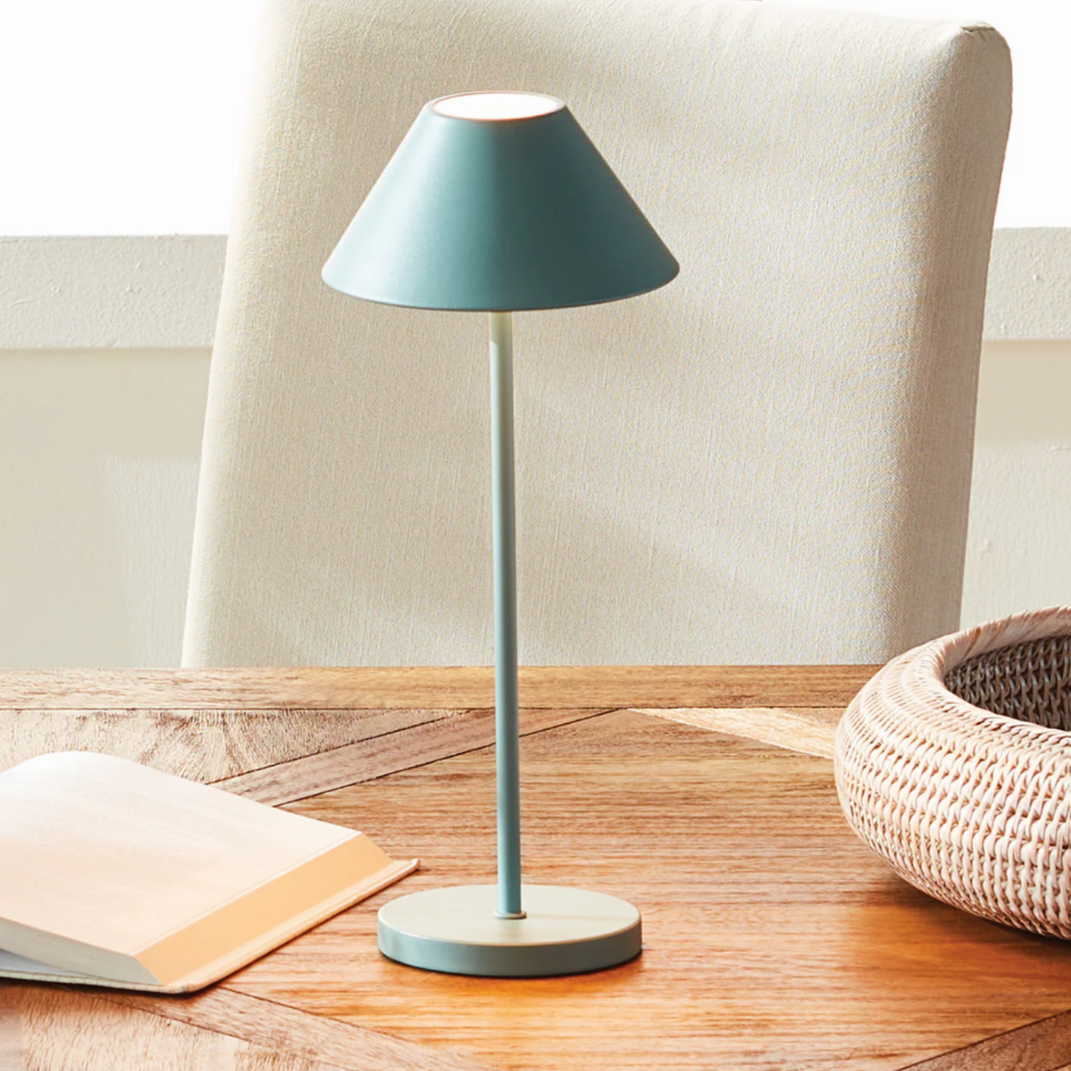 Alluna Cordless LED Lamp 14"